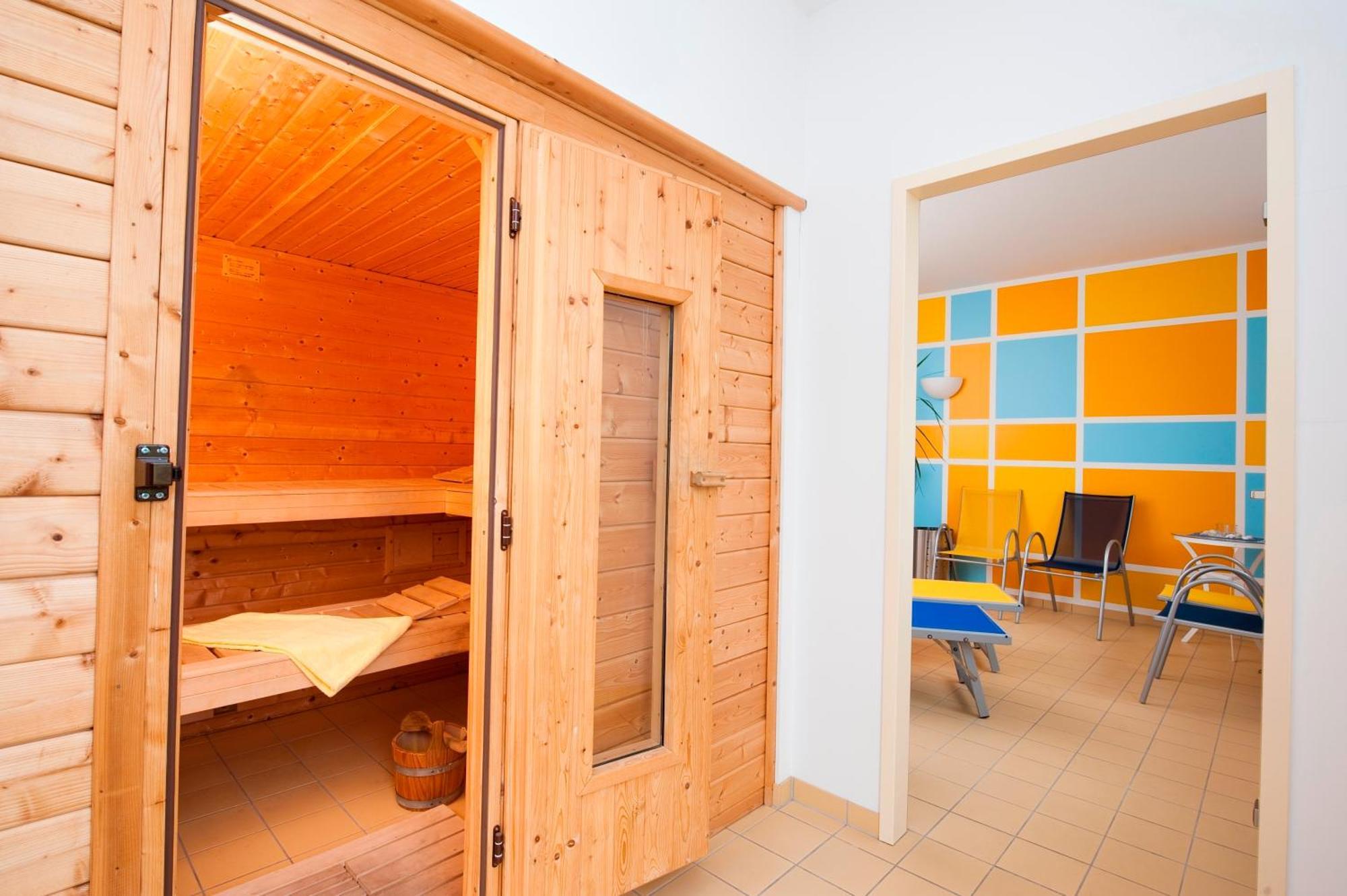 Hotel Aquamarin Papenburg Facilities photo